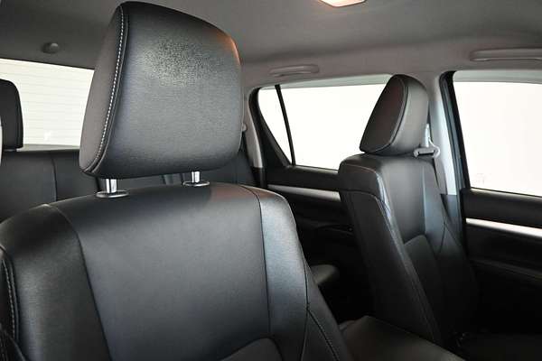 2021 Toyota Hilux SR5 GUN126R 4X4
