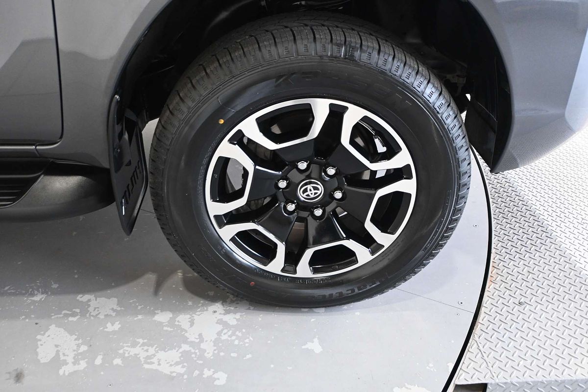 2021 Toyota Hilux SR5 GUN126R 4X4