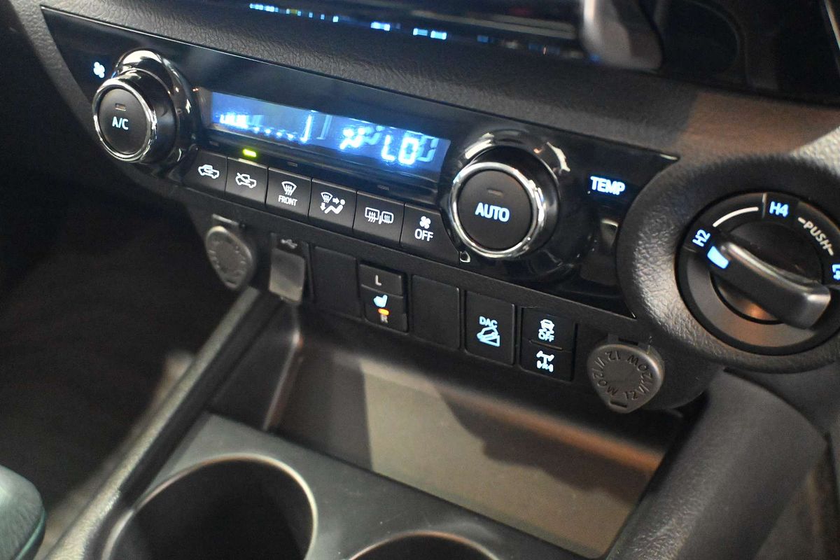 2021 Toyota Hilux SR5 GUN126R 4X4