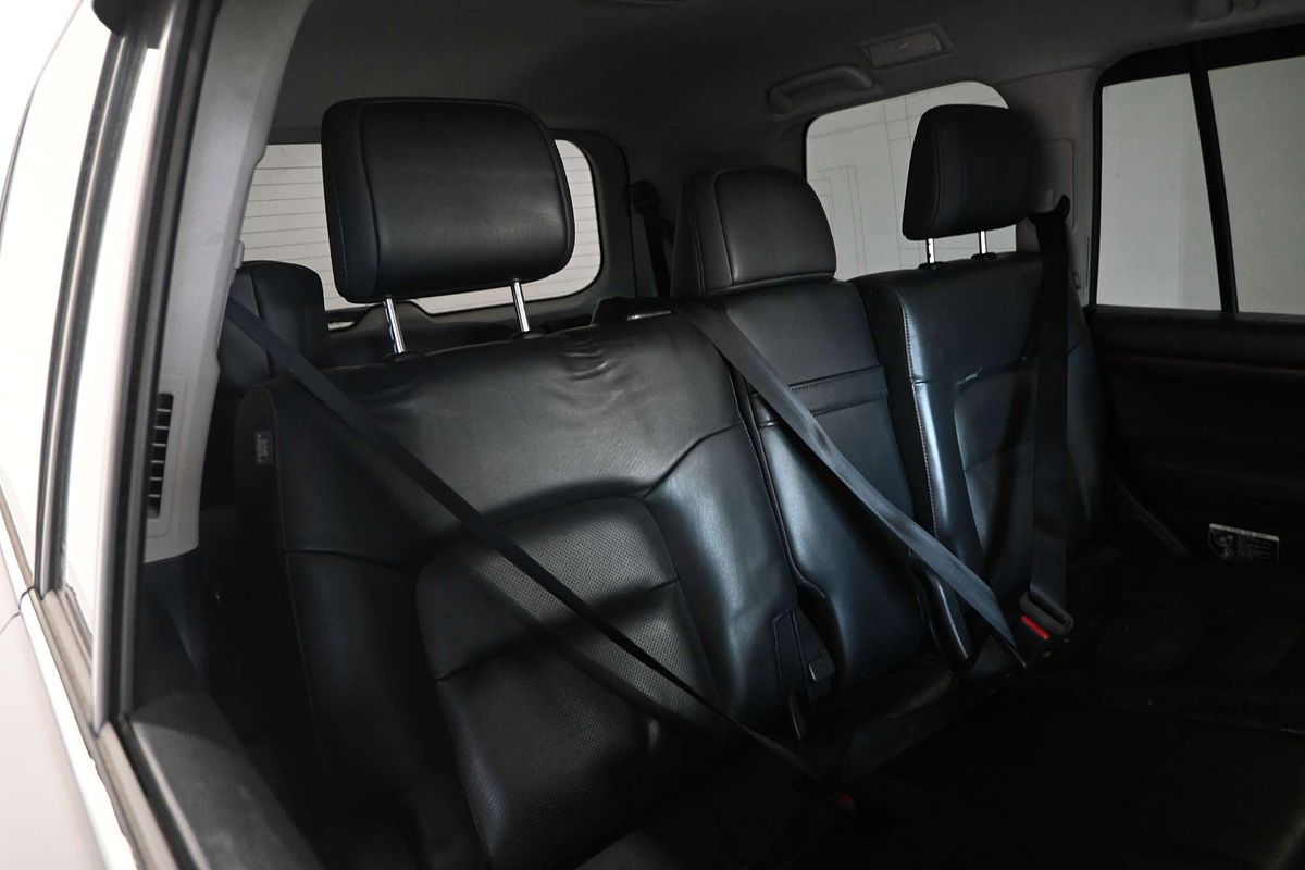2016 Toyota Landcruiser Sahara VDJ200R