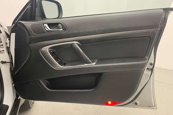 2005 Subaru Outback Safety Pack 3GEN