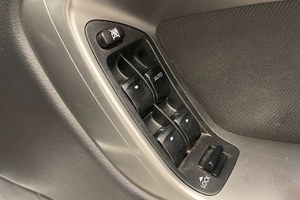 2005 Subaru Outback Safety Pack 3GEN