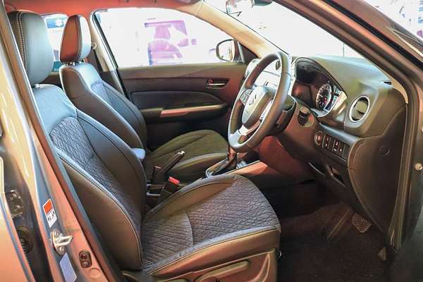 2024 Suzuki Vitara Turbo LY Series II