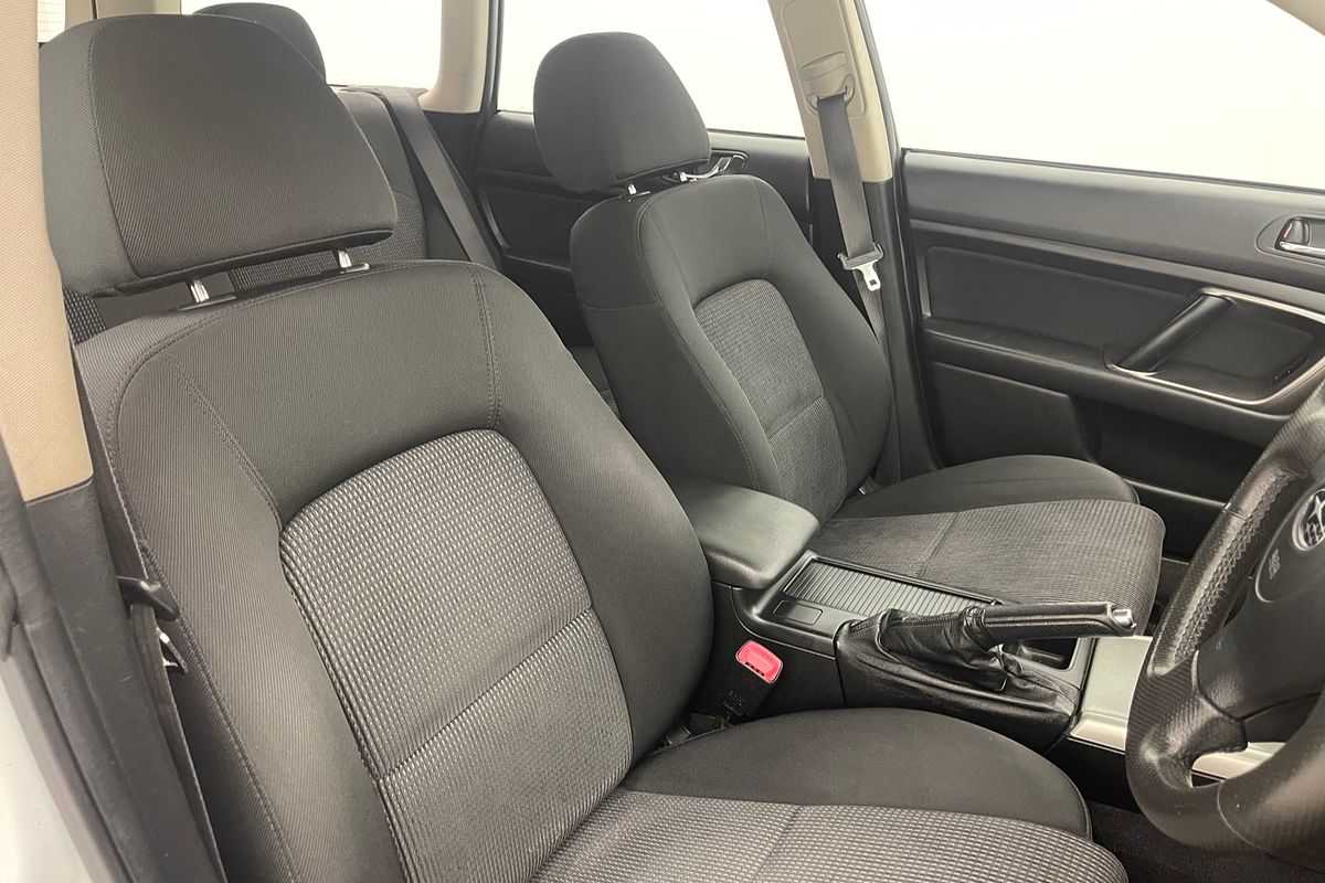 2005 Subaru Outback Safety Pack 3GEN