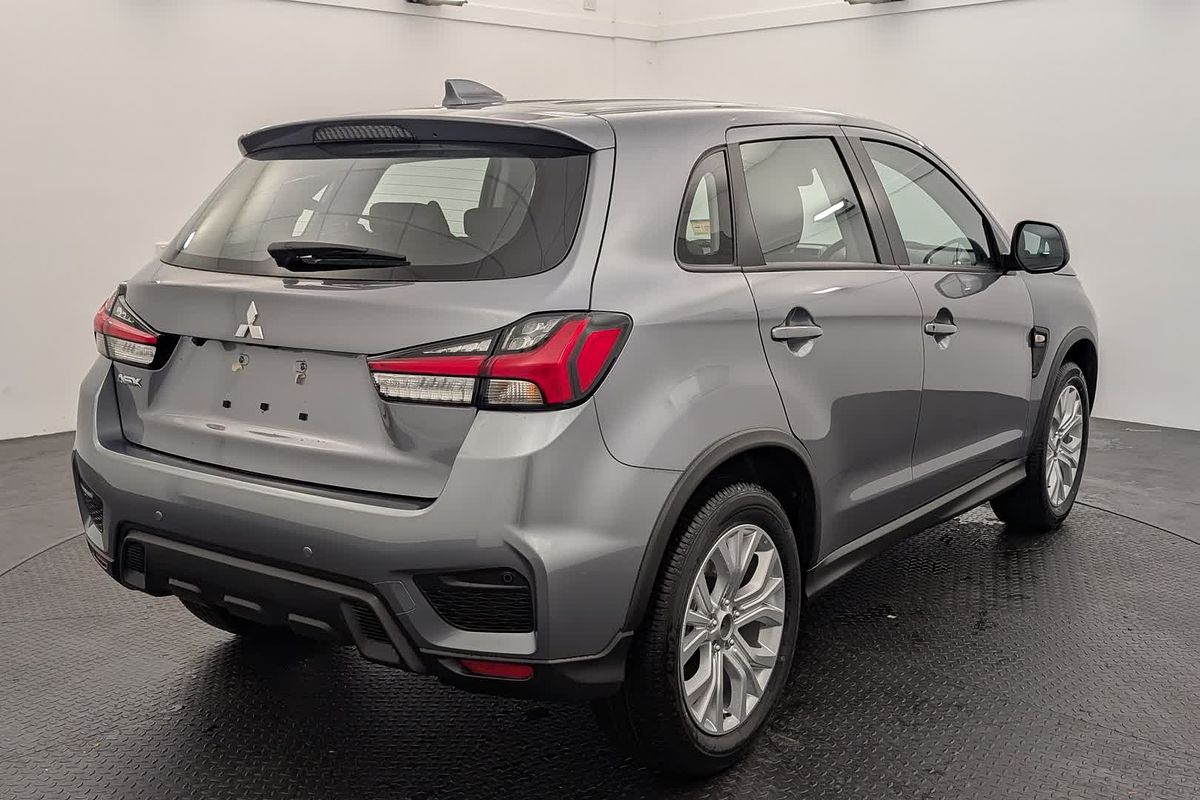 2025 Mitsubishi ASX ES XD