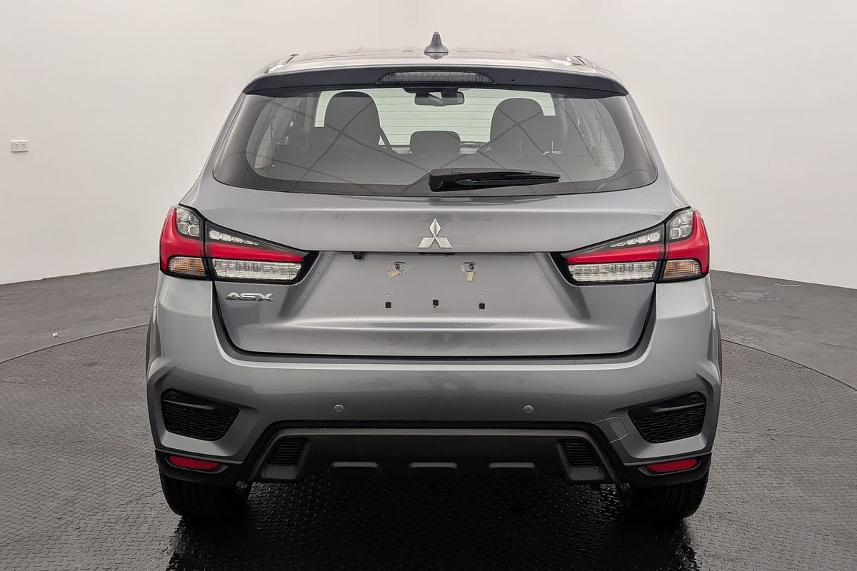 2025 Mitsubishi ASX ES XD