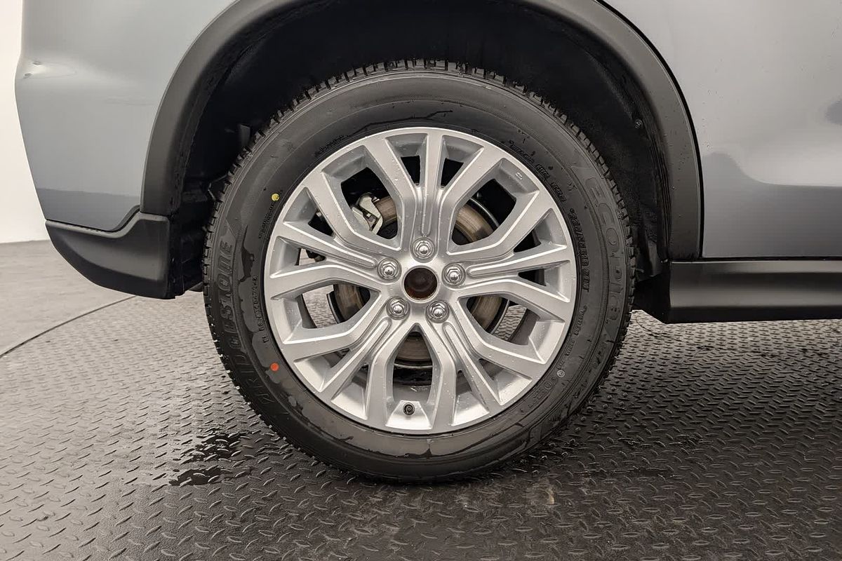2025 Mitsubishi ASX ES XD