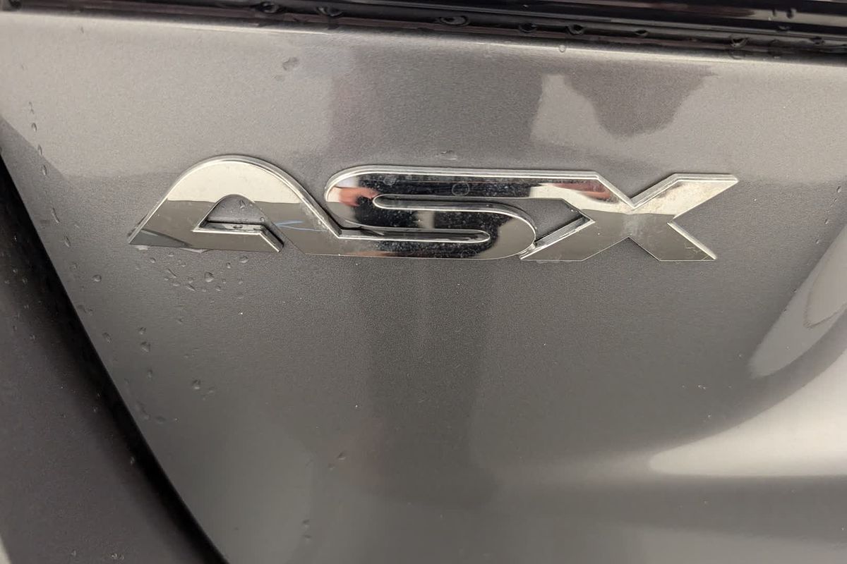 2025 Mitsubishi ASX ES XD