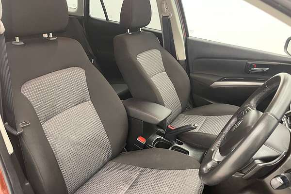 2022 Suzuki S-Cross Turbo JY