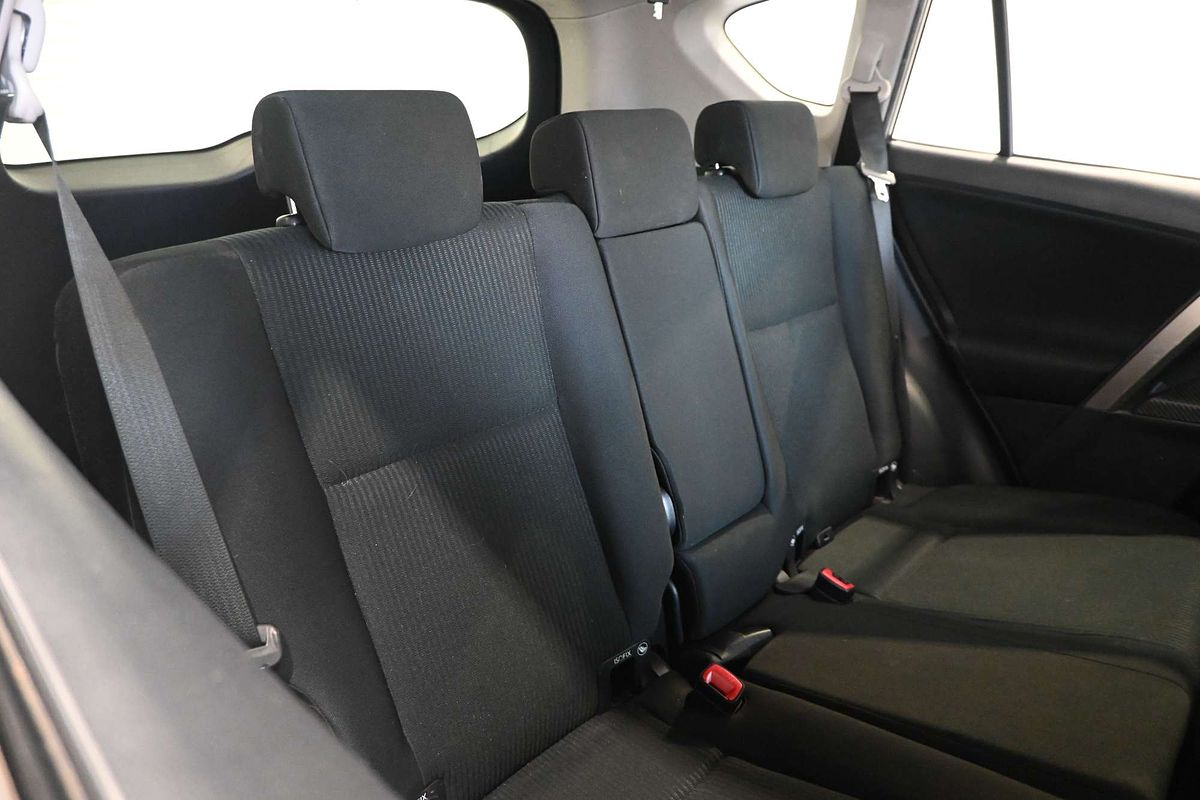2015 Toyota RAV4 GX ZSA42R