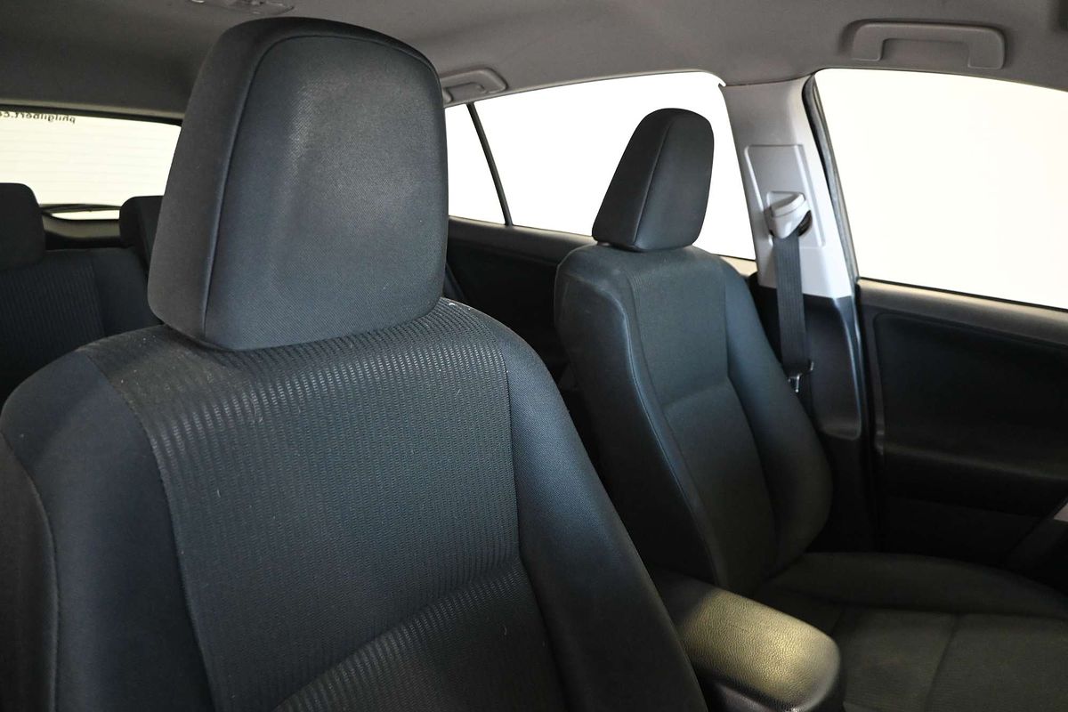 2015 Toyota RAV4 GX ZSA42R
