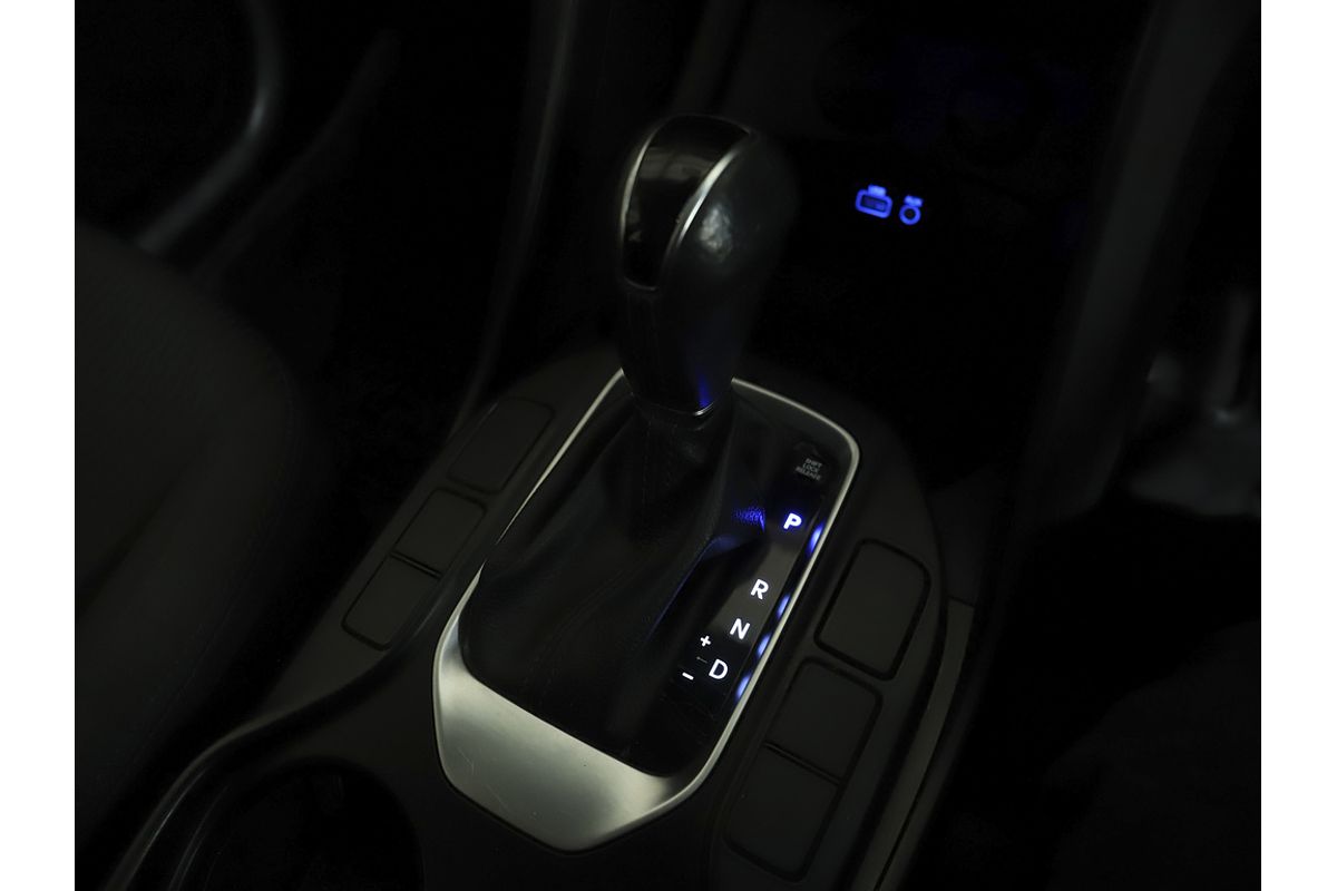 2017 Hyundai Santa Fe Active DM3 Series II