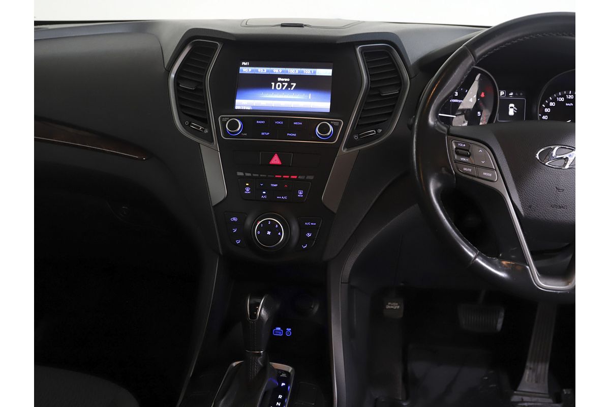 2017 Hyundai Santa Fe Active DM3 Series II