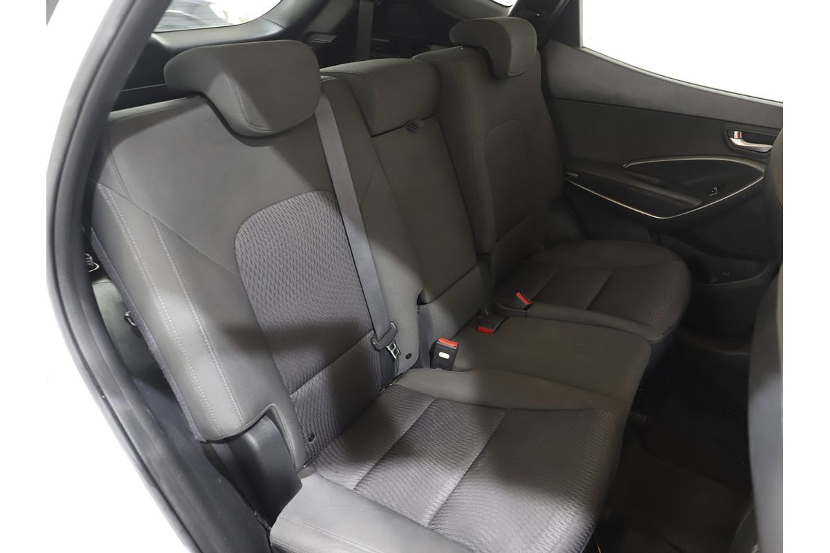 2017 Hyundai Santa Fe Active DM3 Series II