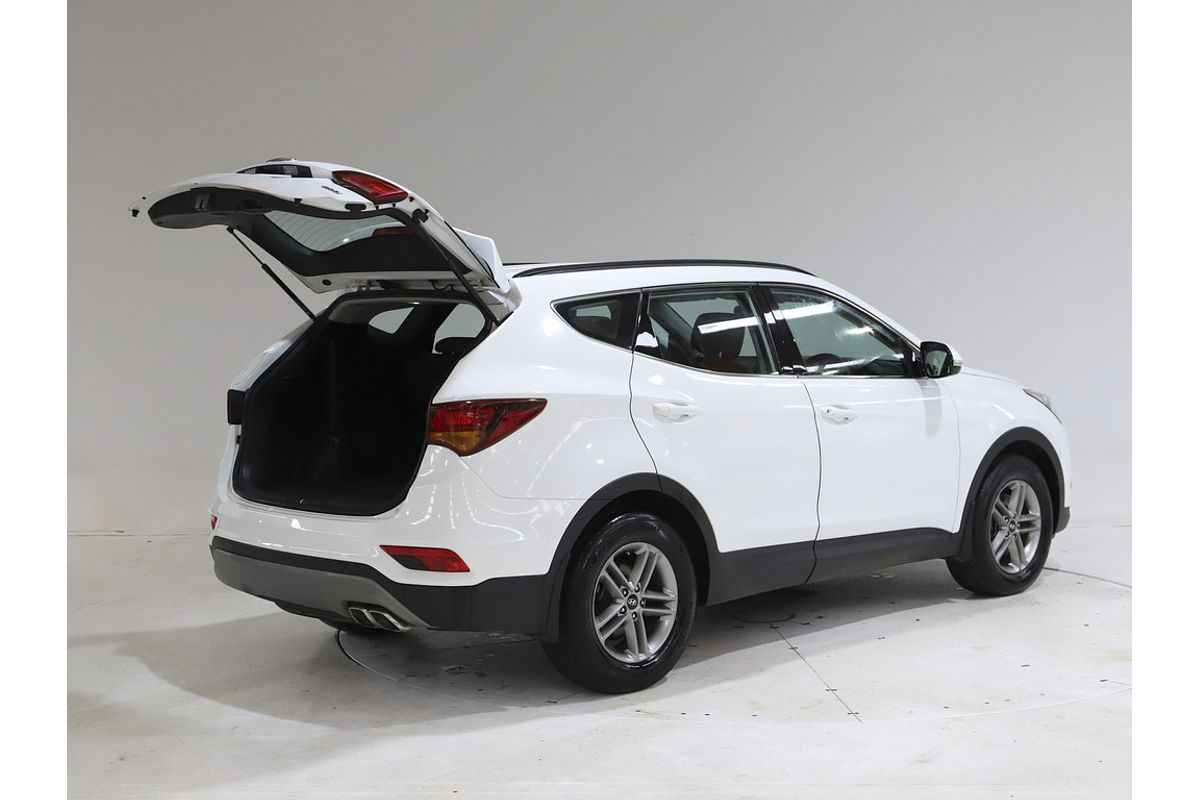 2017 Hyundai Santa Fe Active DM3 Series II