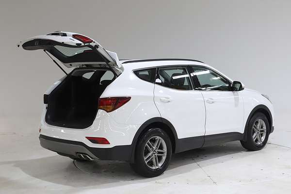 2017 Hyundai Santa Fe Active DM3 Series II