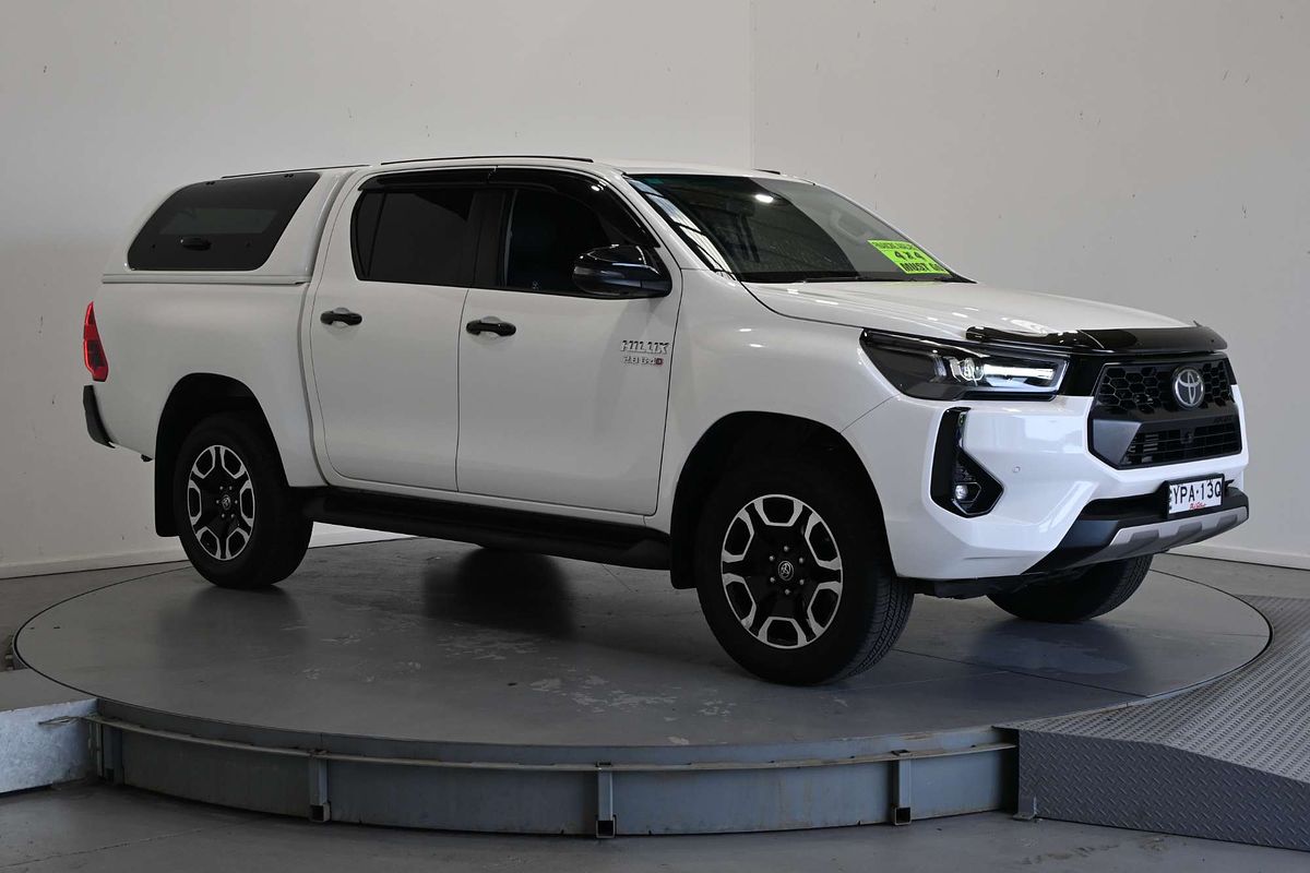 2024 Toyota Hilux SR5 48V GUN126R 4X4