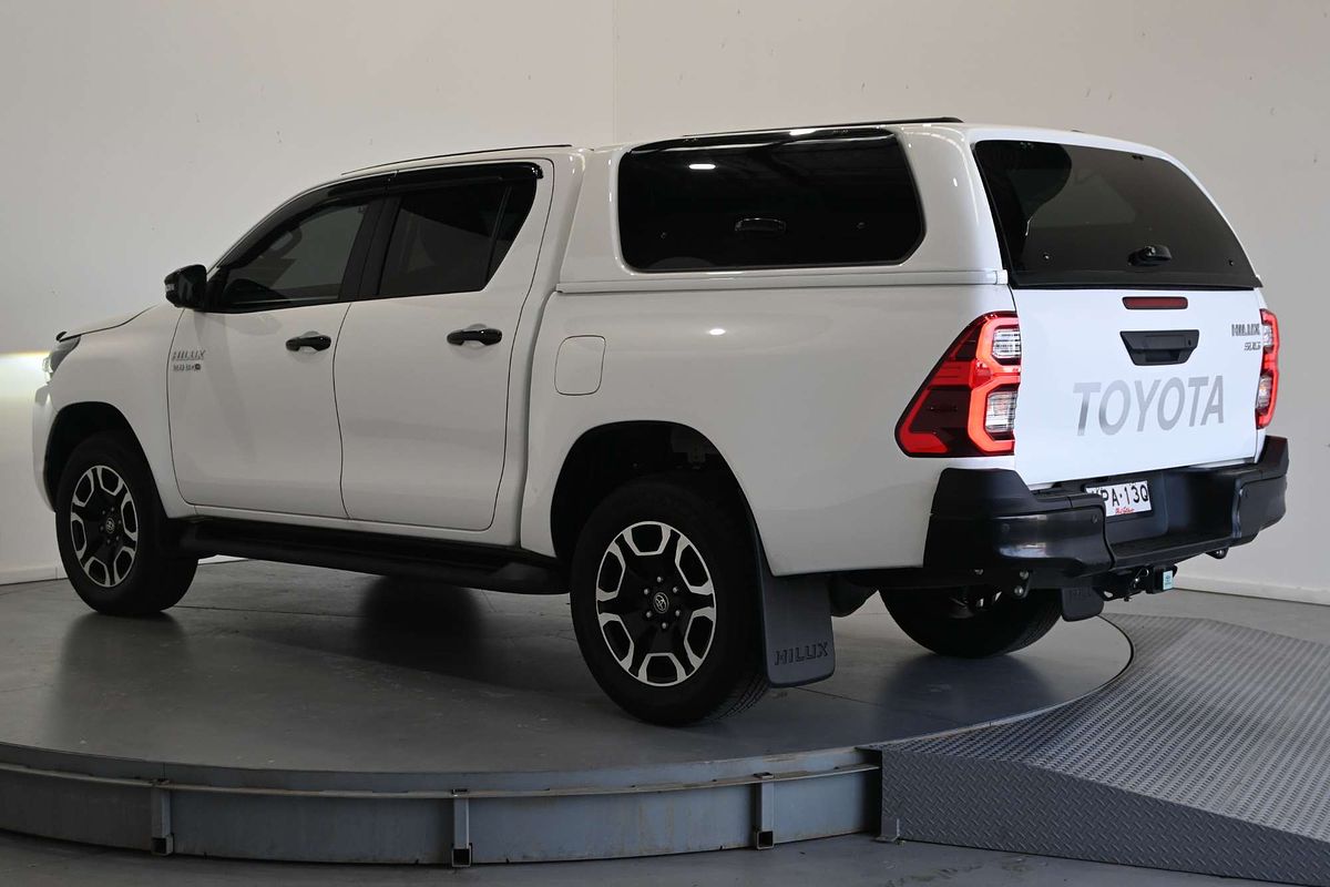 2024 Toyota Hilux SR5 48V GUN126R 4X4