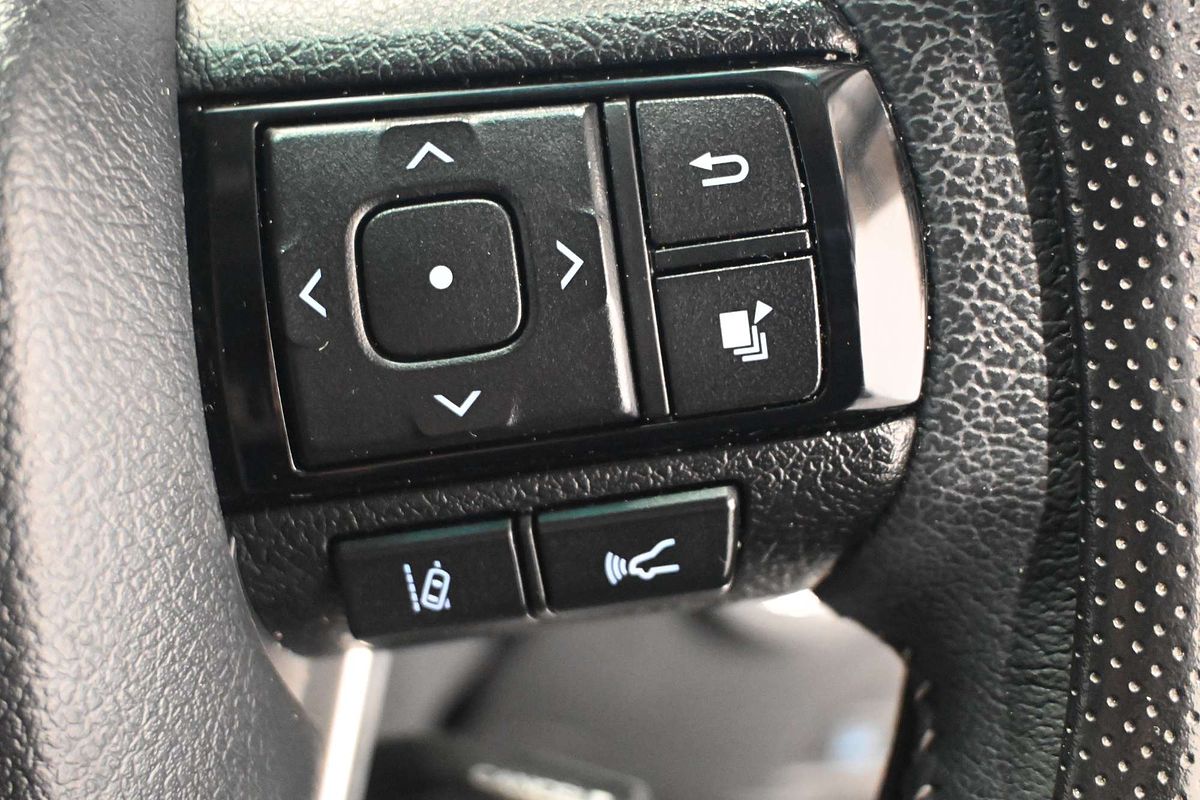 2024 Toyota Hilux SR5 48V GUN126R 4X4