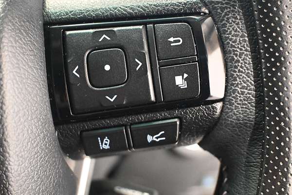 2024 Toyota Hilux SR5 48V GUN126R 4X4