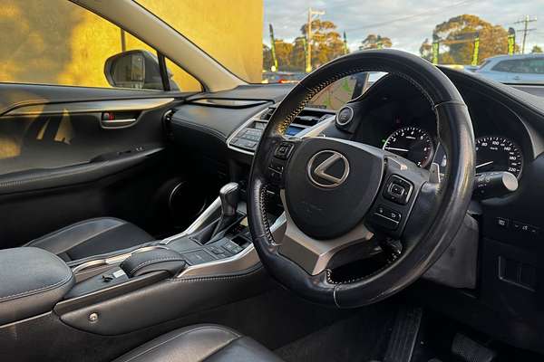 2015 Lexus NX NX200t Luxury AGZ10R