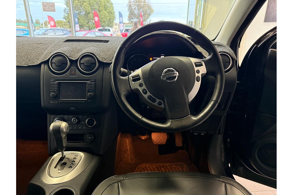 2013 Nissan Dualis Ti-L J10 Series 4