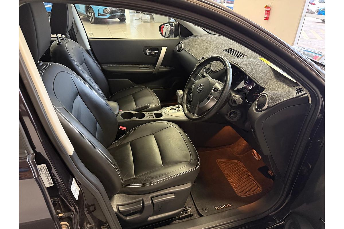 2013 Nissan Dualis Ti-L J10 Series 4
