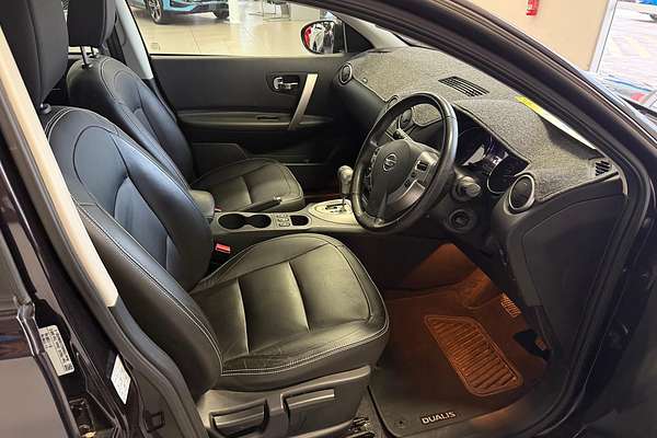 2013 Nissan Dualis Ti-L J10 Series 4