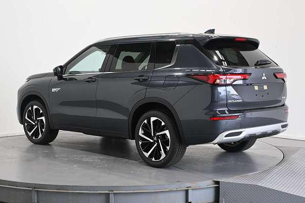 2025 Mitsubishi Outlander PHEV Exceed ZM