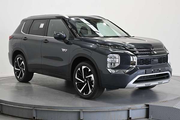 2025 Mitsubishi Outlander PHEV Exceed ZM