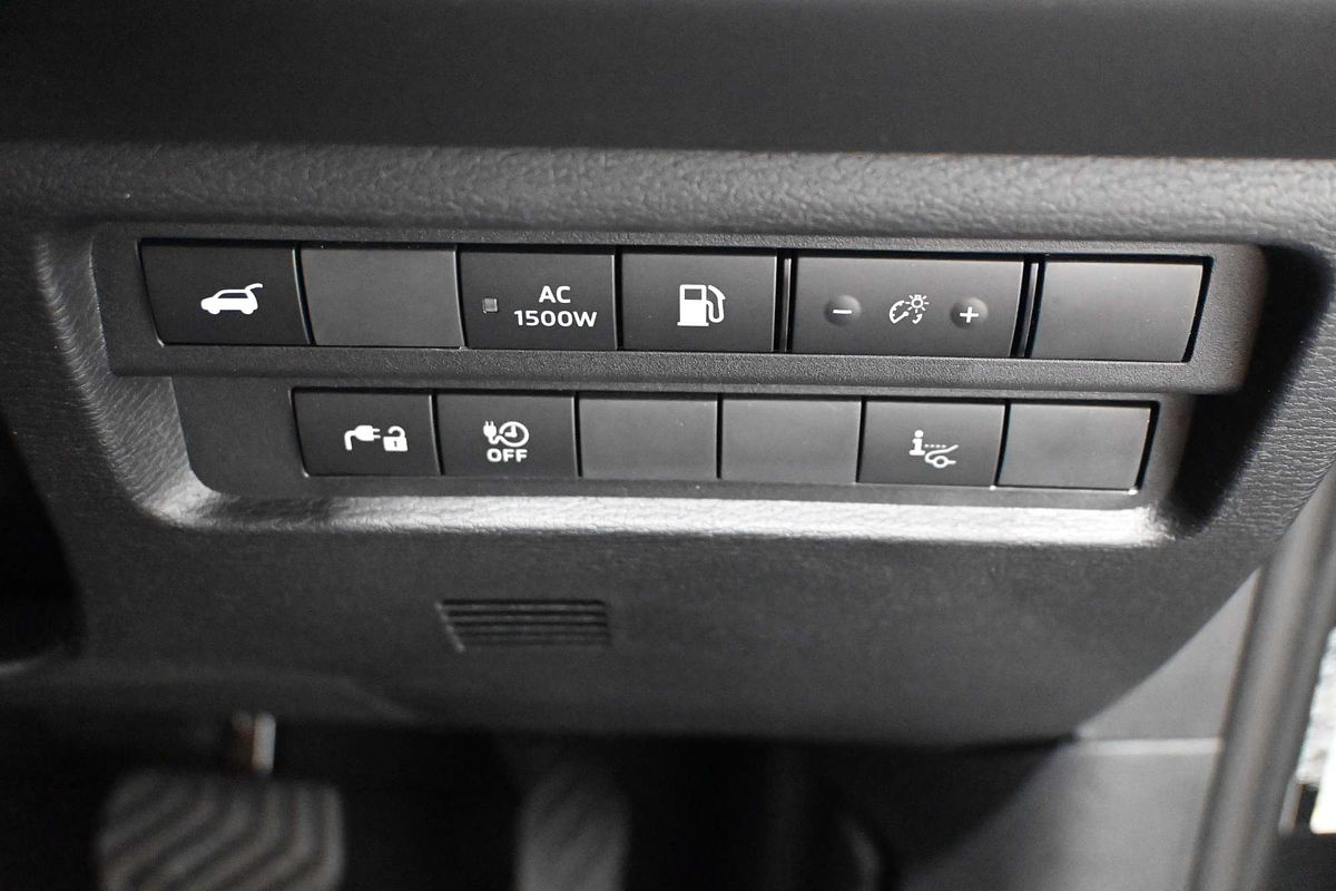 2025 Mitsubishi Outlander PHEV Exceed ZM