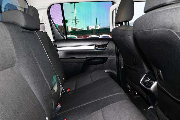 2022 Toyota Hilux SR5 GUN126R 4X4
