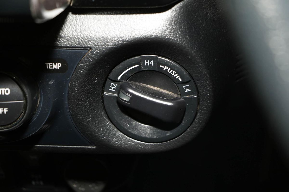 2022 Toyota Hilux SR5 GUN126R 4X4