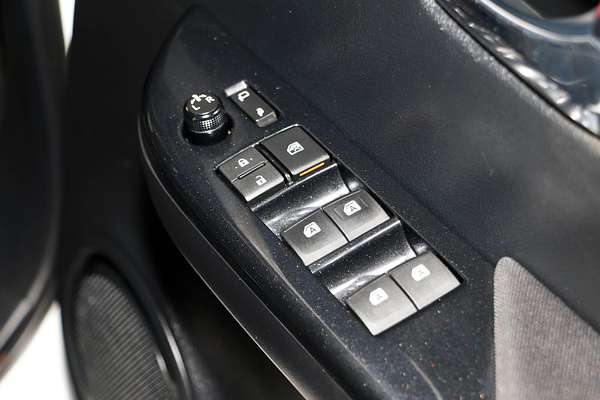 2022 Toyota Hilux SR5 GUN126R 4X4