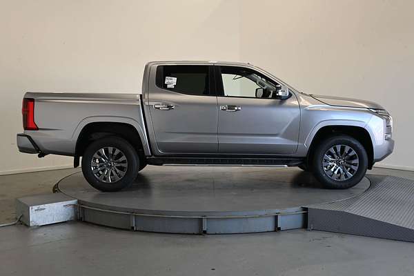 2025 Mitsubishi Triton GLS MV 4X4