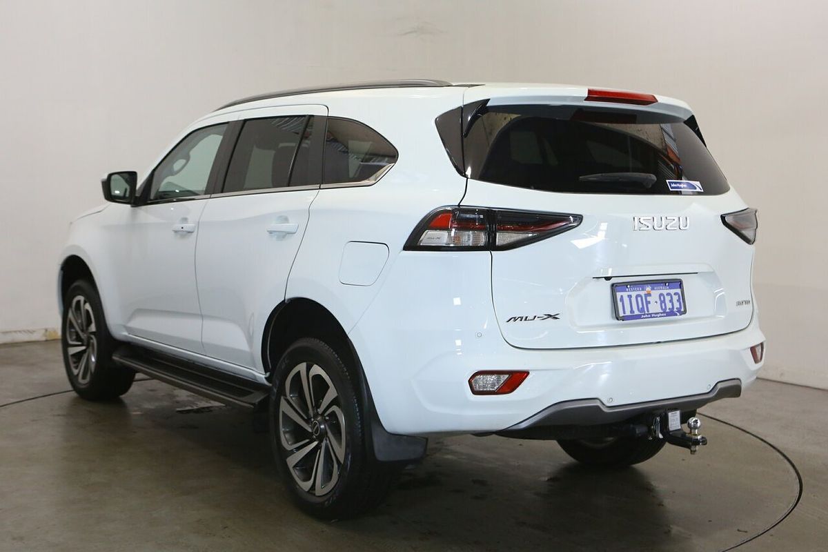 2021 Isuzu MU-X LS-T