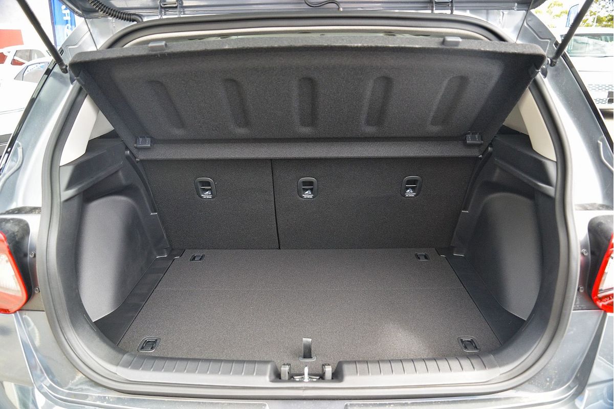 2025 Hyundai Venue Active QX.V5