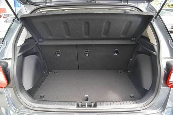 2025 Hyundai Venue Active QX.V5