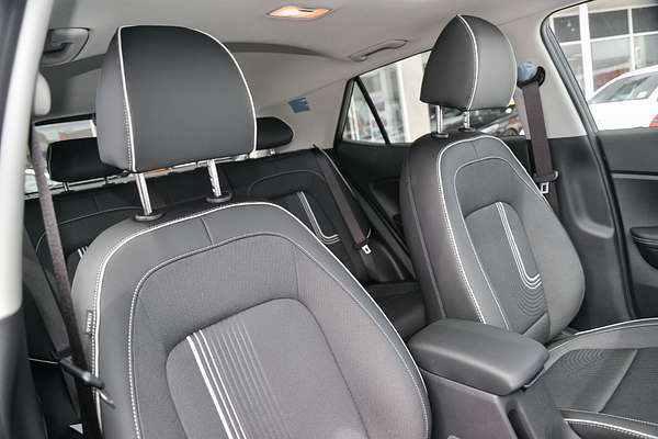 2025 Hyundai Venue Active QX.V5