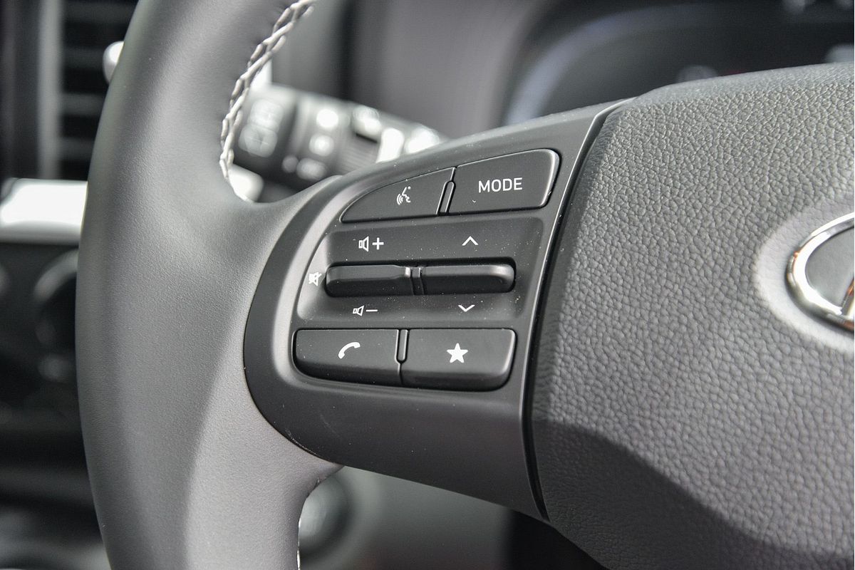 2025 Hyundai Venue Active QX.V5