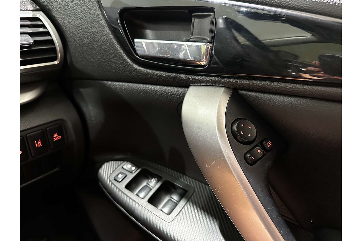 2018 Mitsubishi Eclipse Cross Exceed YA
