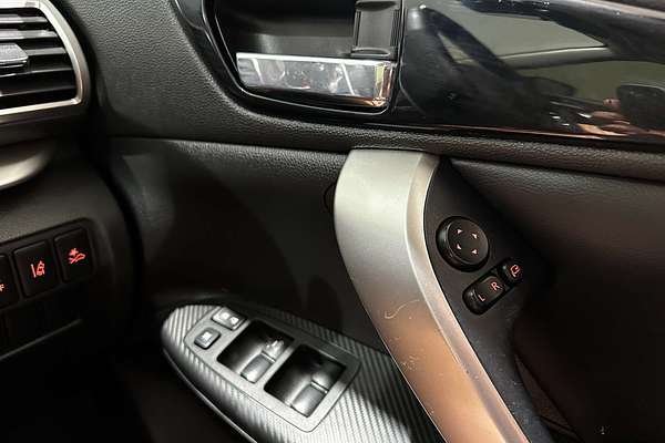 2018 Mitsubishi Eclipse Cross Exceed YA