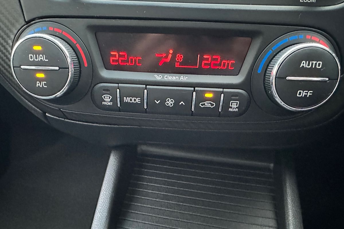 2013 Kia Cerato SLi YD