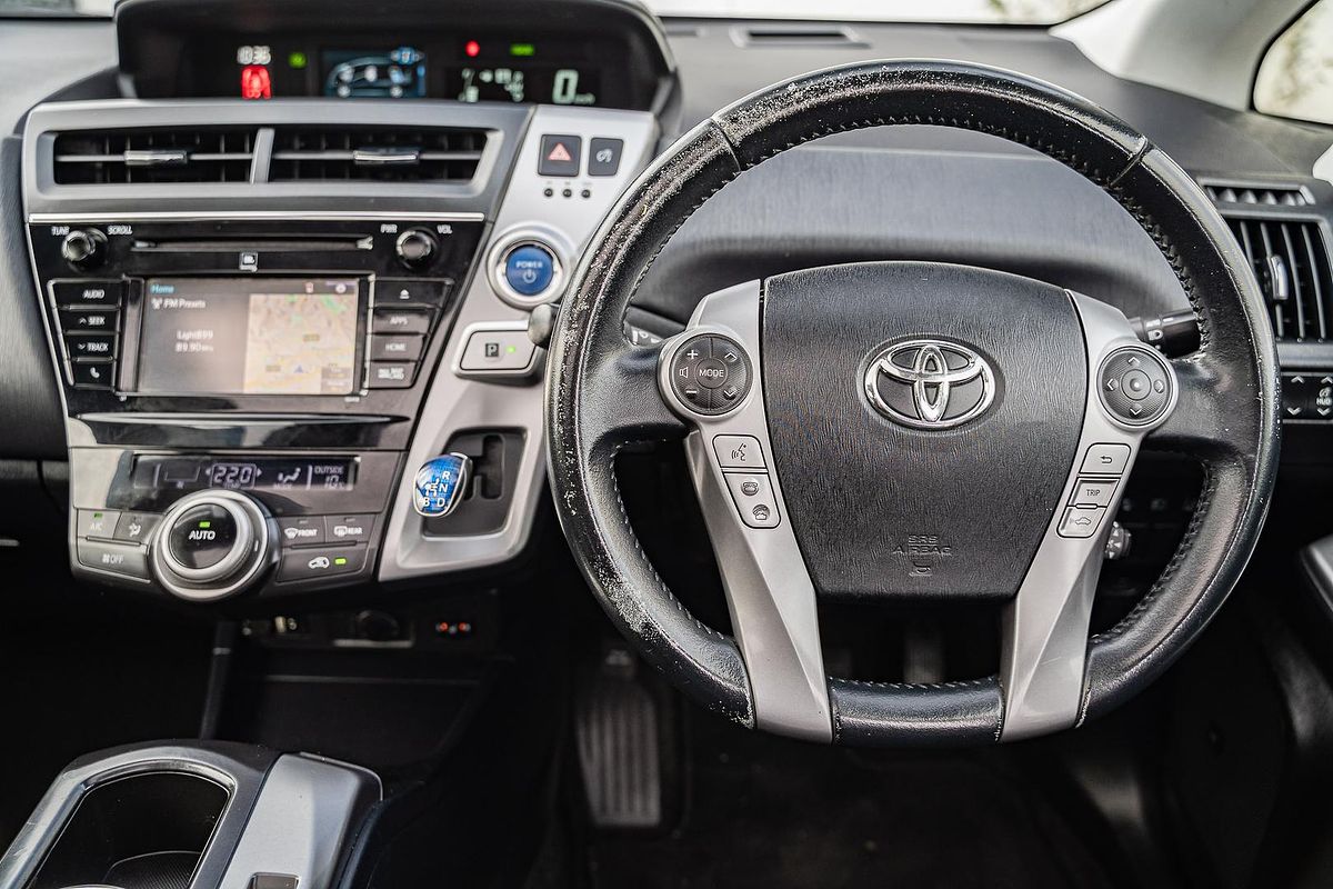 2016 Toyota Prius V i-Tech ZVW40R