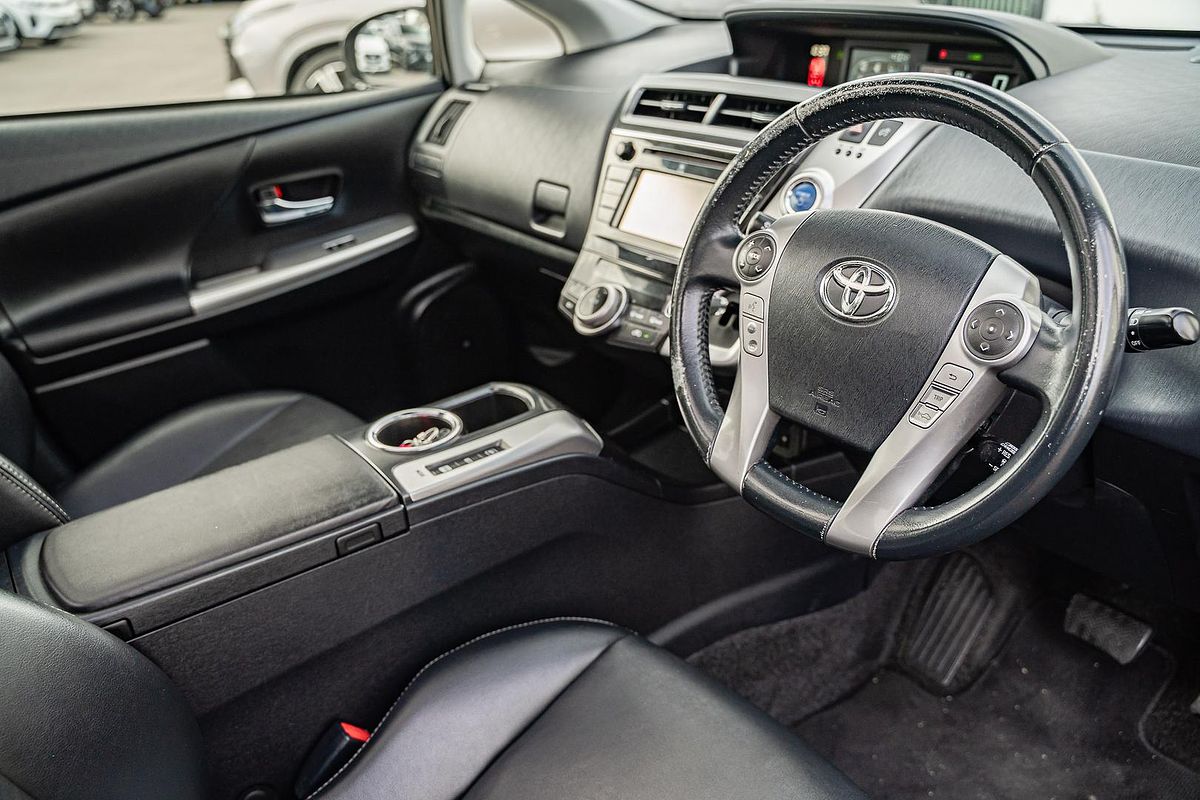2016 Toyota Prius V i-Tech ZVW40R