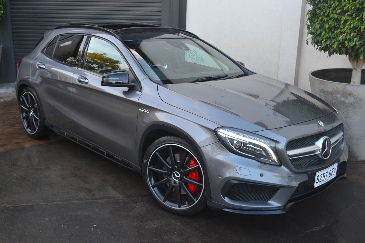 2015 Mercedes-Benz GLA-Class GLA45 AMG X156