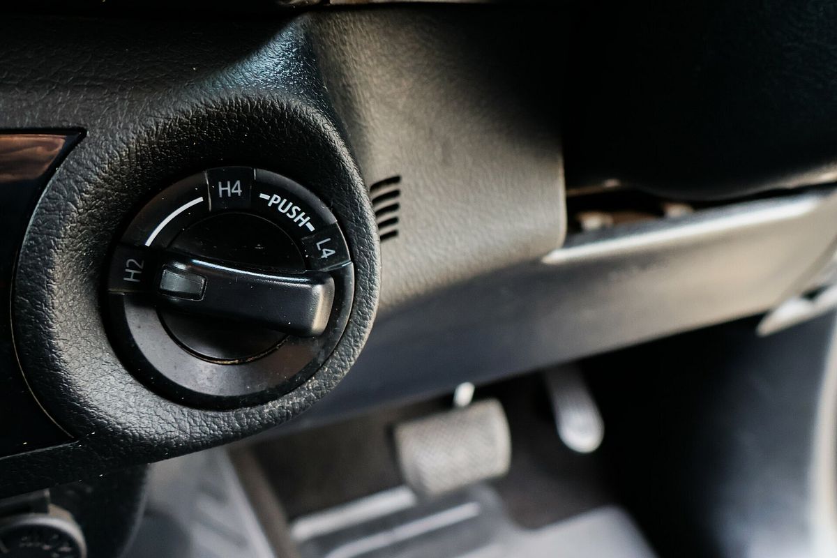 2018 Toyota Hilux SR5 GUN126R 4X4