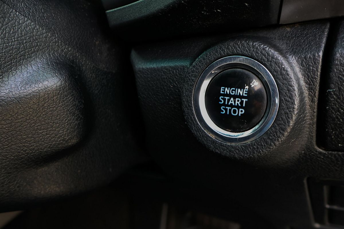 2018 Toyota Hilux SR5 GUN126R 4X4
