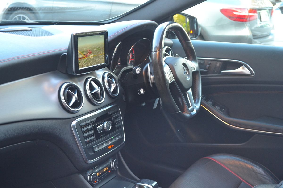 2015 Mercedes-Benz GLA-Class GLA45 AMG X156
