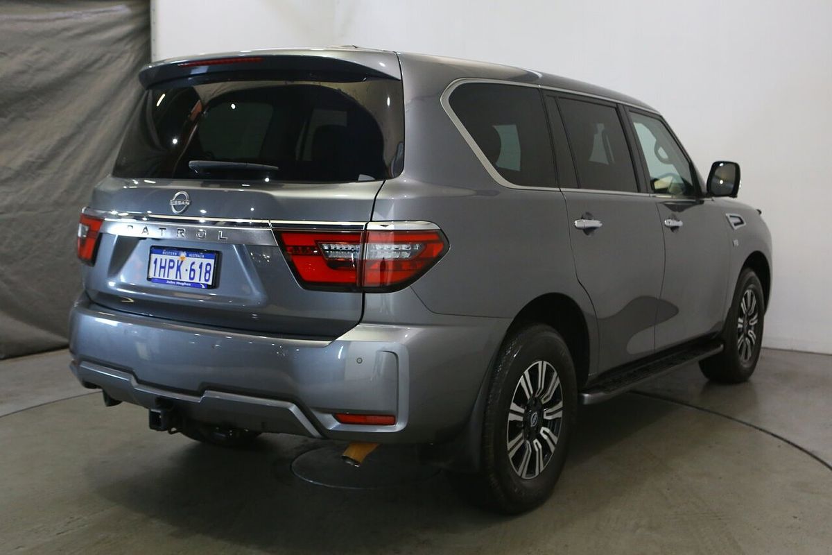2022 Nissan Patrol Ti Y62
